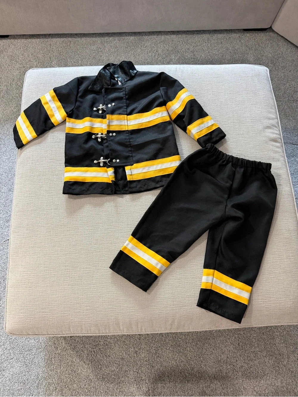 Pottery barn kid costume 3t Black and Yellow Firefighter